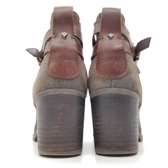 Sam Edelman Hannah Belted Chelsea Booties Sz 8.5 - Picture 3 of 8